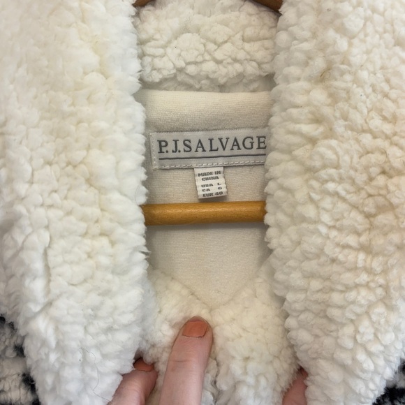 PJ Salvage Cream and Black Patterned Vest - Picture 2 of 4